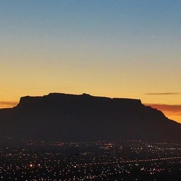 DAs Bild zeigt den Tafelberg