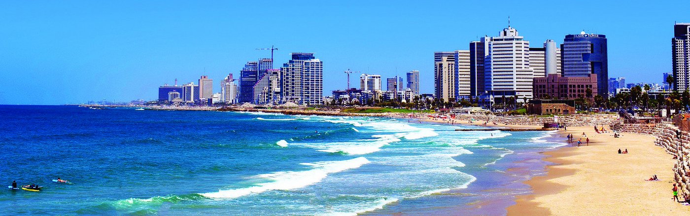 Das Bild zeigt den Strand bei Tel Aviv in Israel.