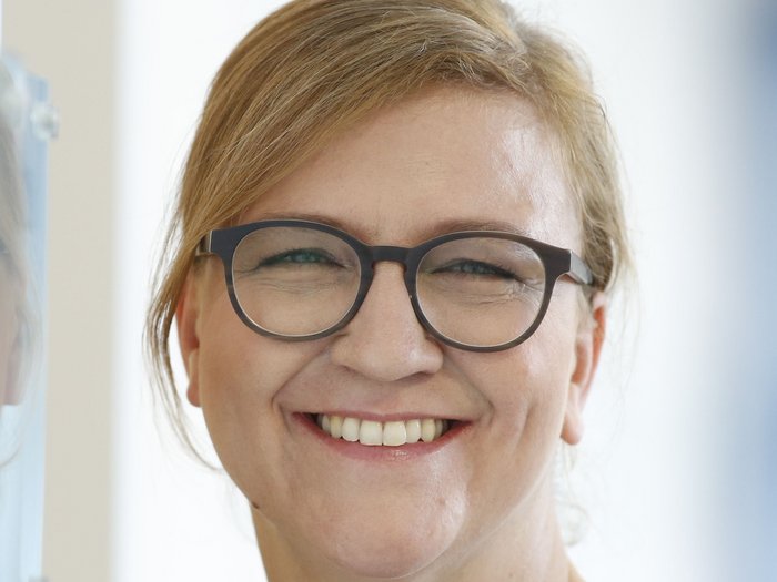 Das Bild zeigt Franziska Neuberger von der IHK München